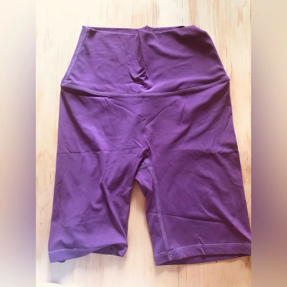 Athletic shorts! - Picture 3 of 3